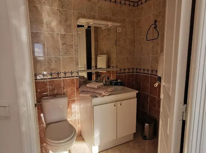 La Du Saunei ゲストハウス Castelnau-de-Guers